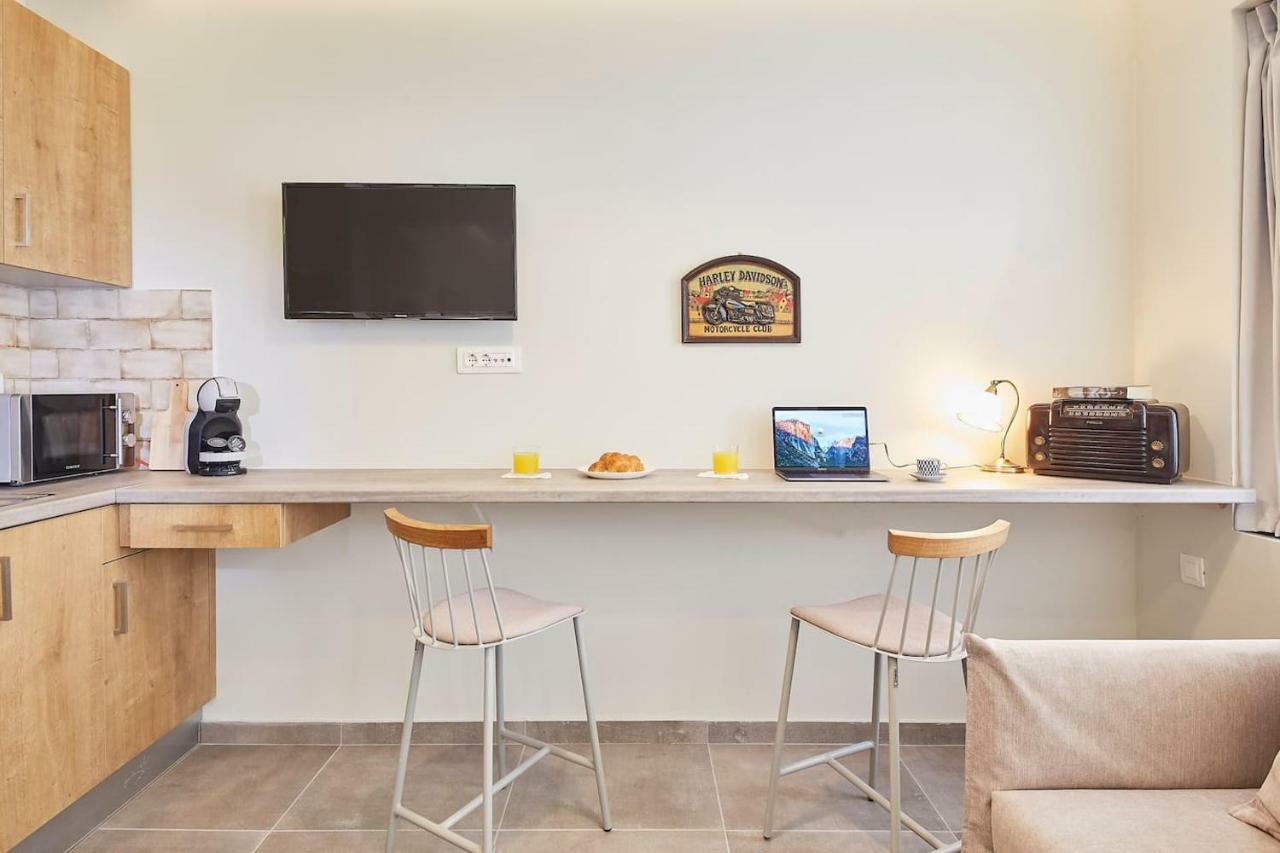 Stay In A Hip Decorated Studio Near Acropolis! Athen Eksteriør billede